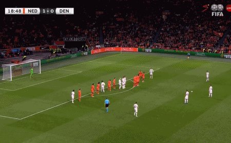 1648331063068053354.gif
