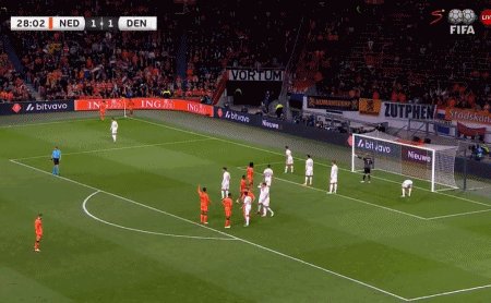 1648331063487083678.gif